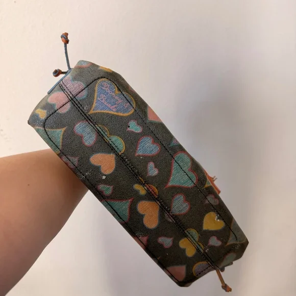 Y2K Vintage Dooney & Bourke Crayon Heart Coated Canvas Mini Top Handle - Picture 4 of 9